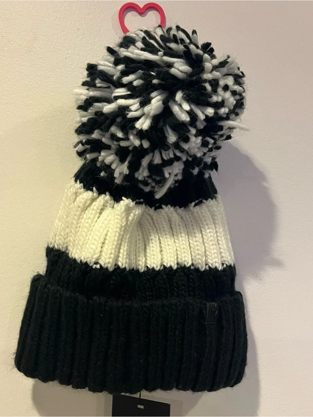 Dkny nwt pom